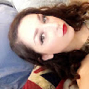 Meet your Posher, Simone